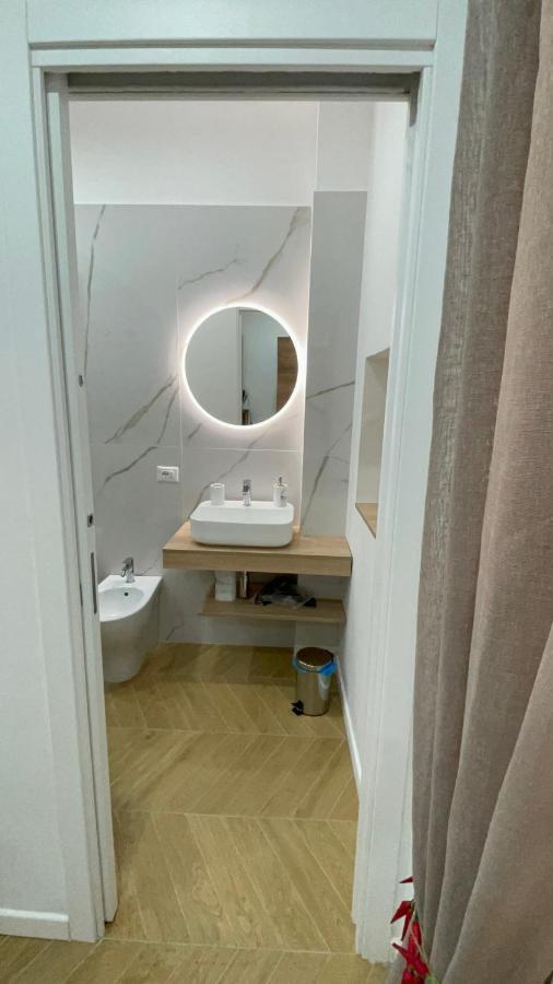Gennarino Apartments - Panorama Suite With Balcony And Urban Loft Неаполь Екстер'єр фото