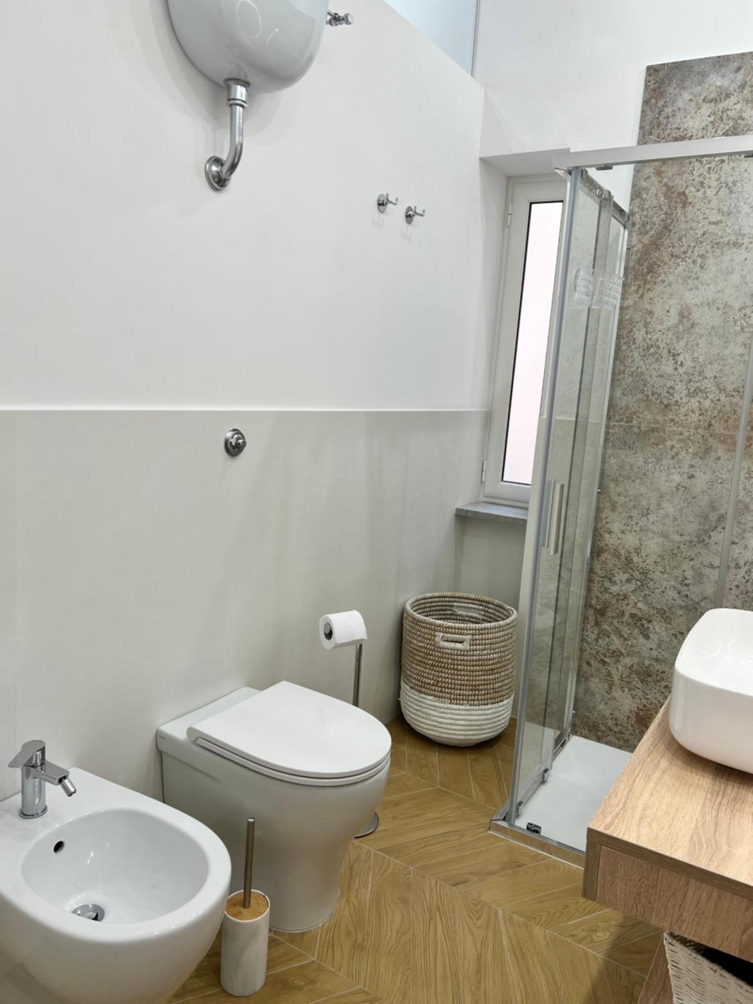 Gennarino Apartments - Panorama Suite With Balcony And Urban Loft Неаполь Екстер'єр фото