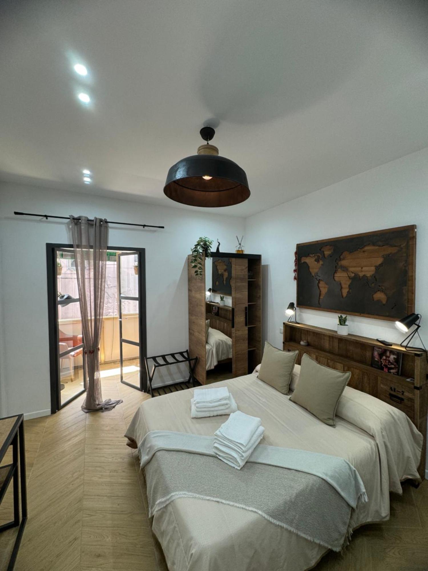 Gennarino Apartments - Panorama Suite With Balcony And Urban Loft Неаполь Екстер'єр фото