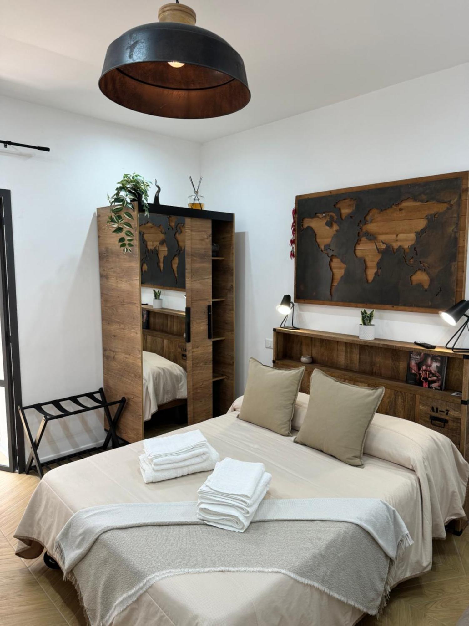 Gennarino Apartments - Panorama Suite With Balcony And Urban Loft Неаполь Екстер'єр фото