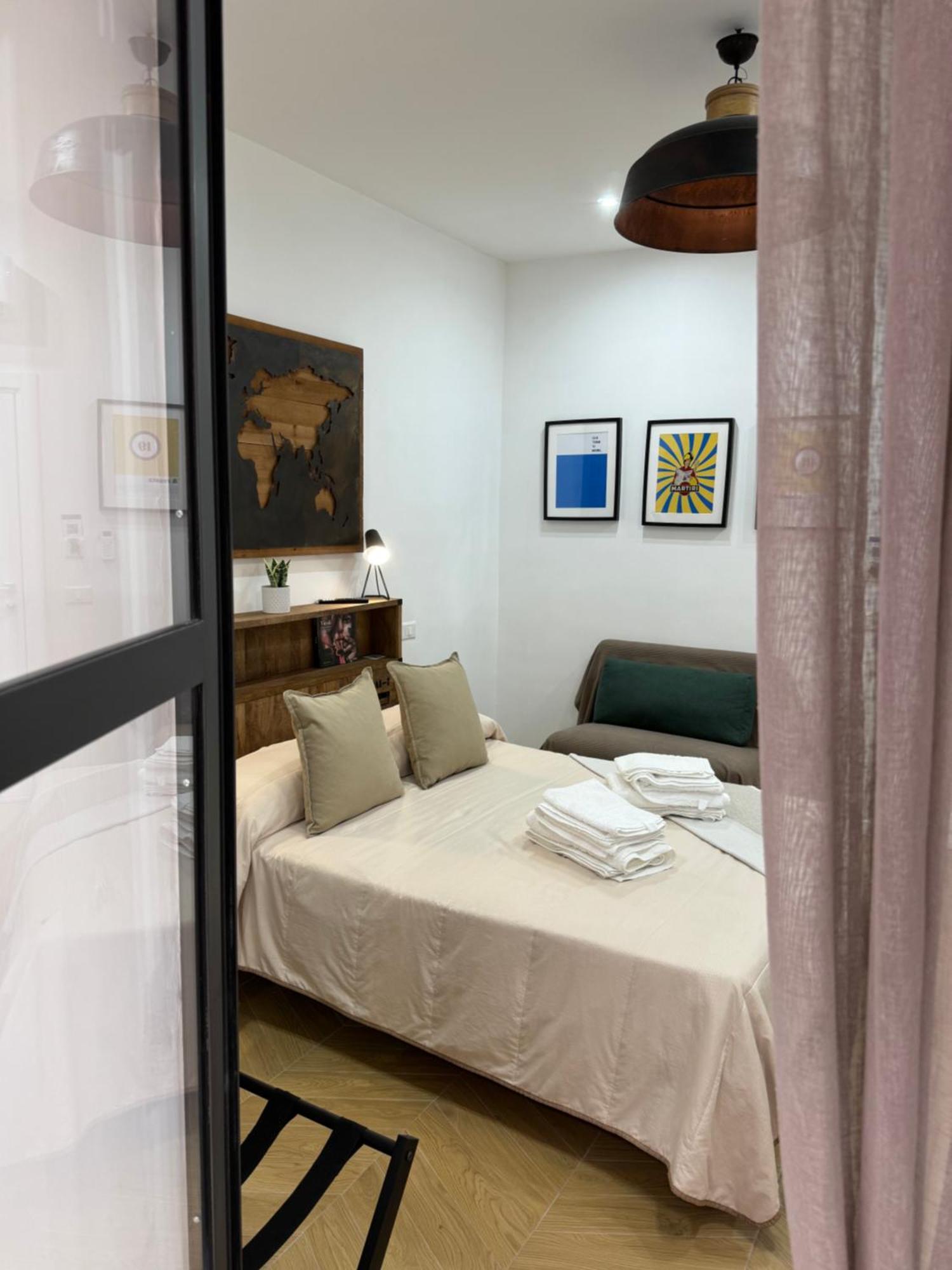 Gennarino Apartments - Panorama Suite With Balcony And Urban Loft Неаполь Екстер'єр фото